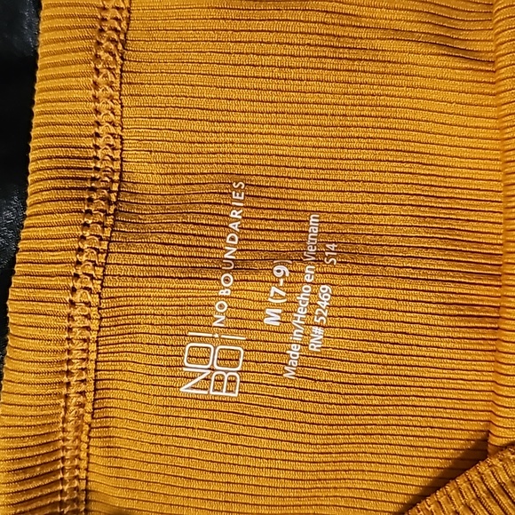 Tank top bundle💌 - Picture 2 of 7